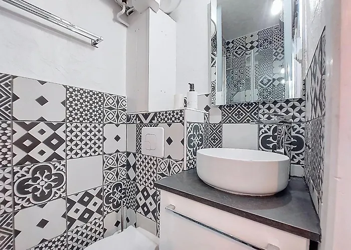 Gambetta By Interhome *